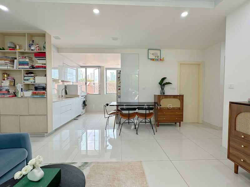 861 Mountbatten Road