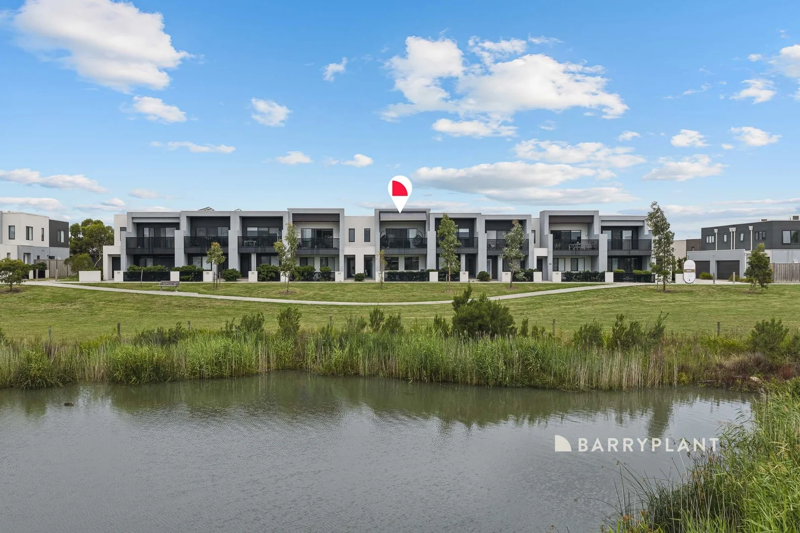 27 Tagore Walk, Officer VIC 3809