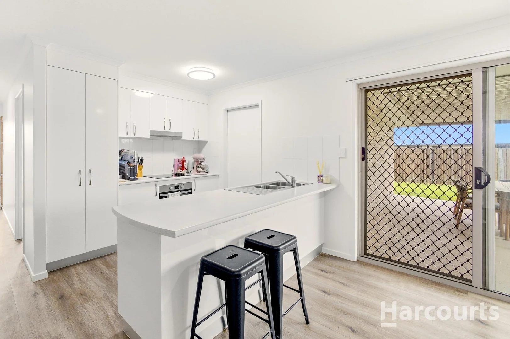 69 Imperial Circuit, Eli Waters QLD 4655 photo 2