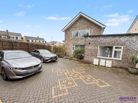 Crossway, Plymouth PL7