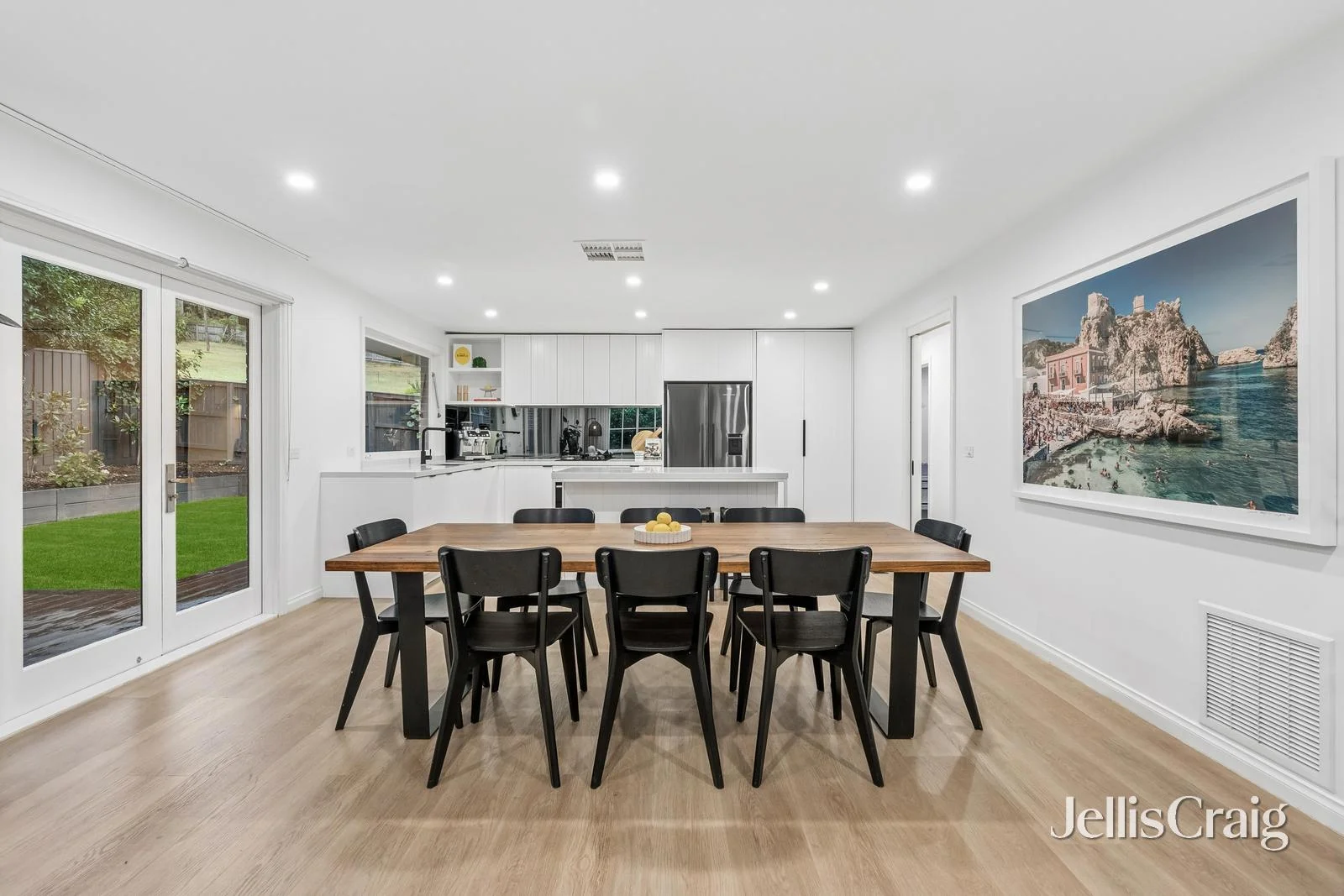 1 Woodford Close, Ringwood East VIC 3135