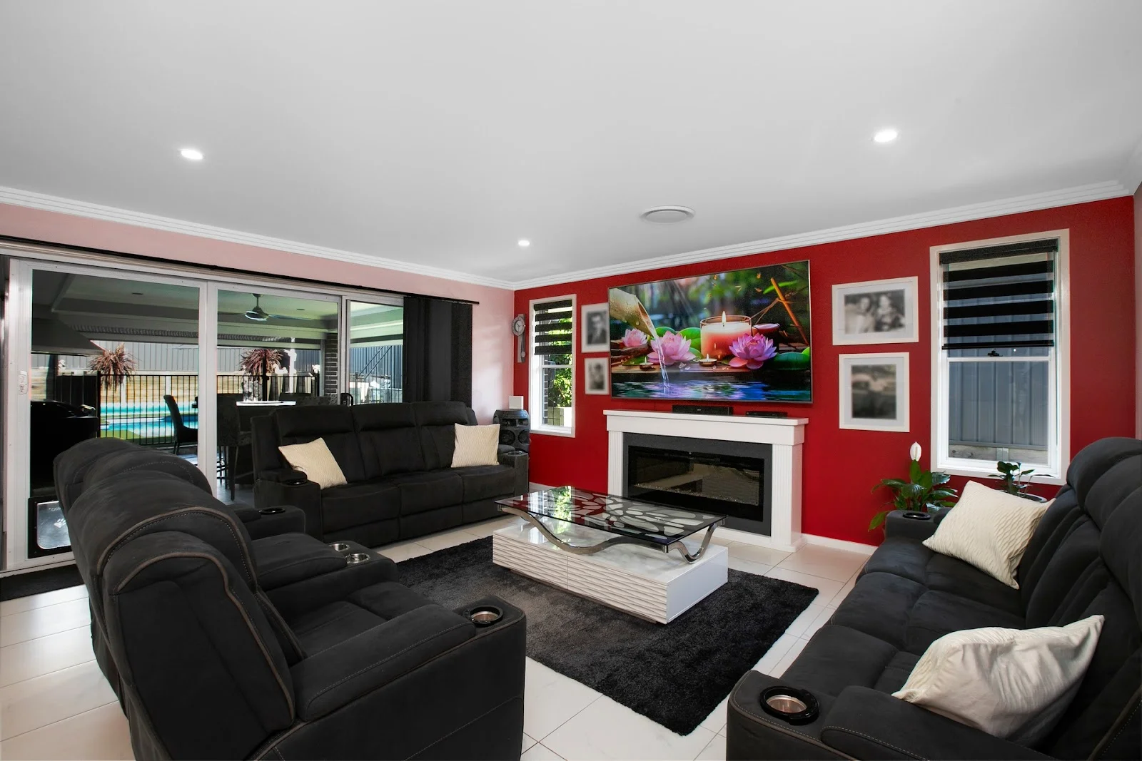12 Highland Crescent, Thirlmere NSW 2572 photo 3