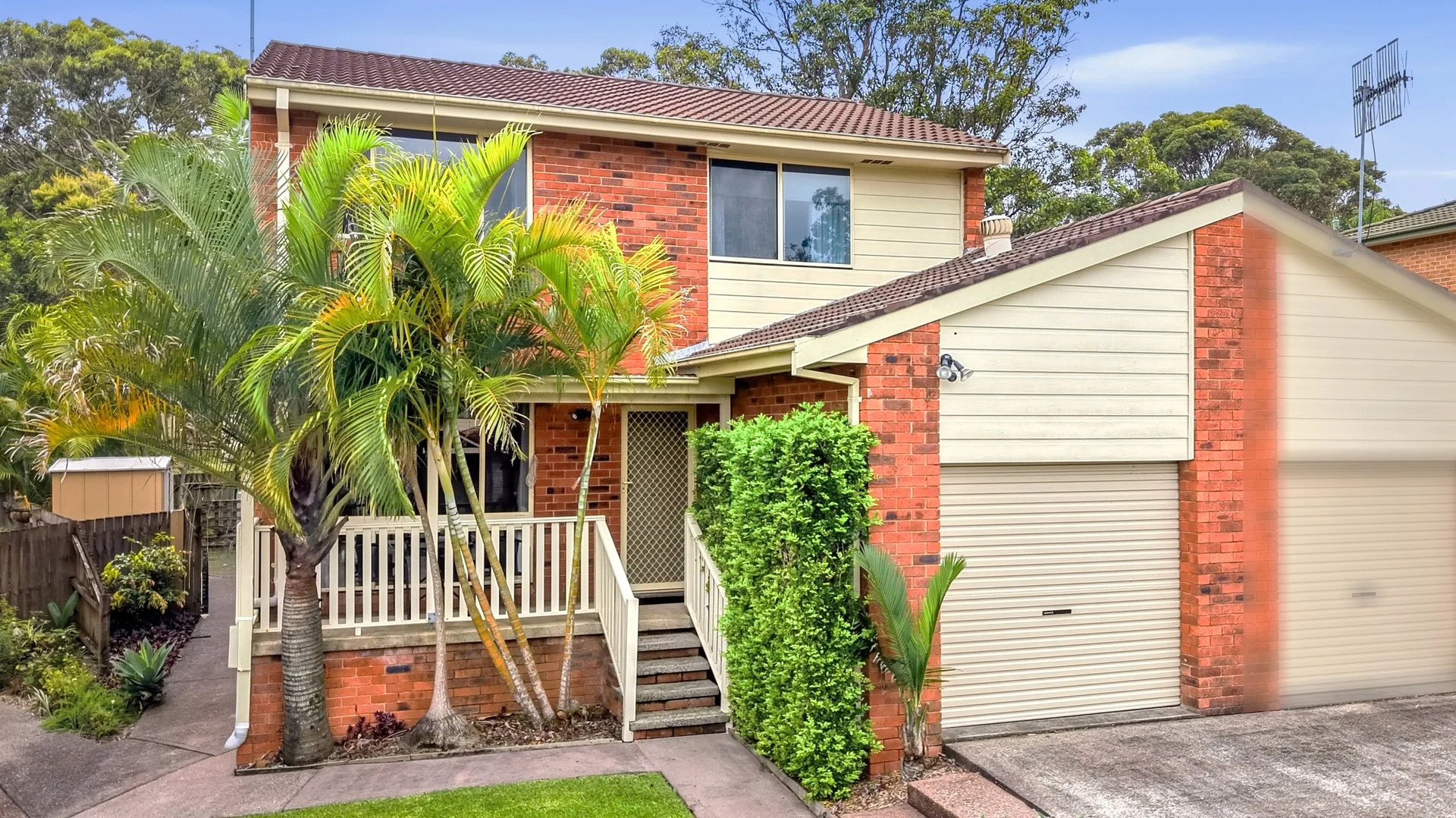 17 Hobbs Close, Bateau Bay NSW 2261