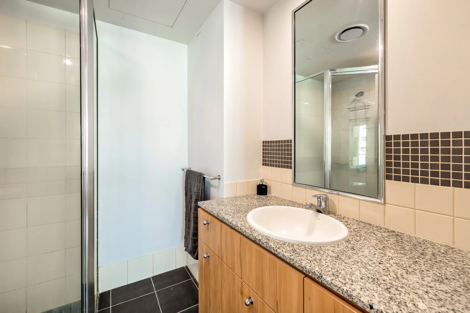 Additional image 5 of 1109/101 Esplanade, Cairns City QLD 4870