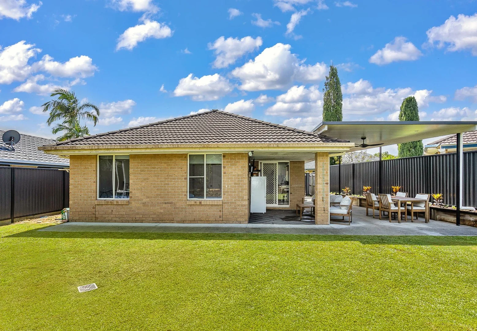 83 Oakdale Avenue, Nerang QLD 4211