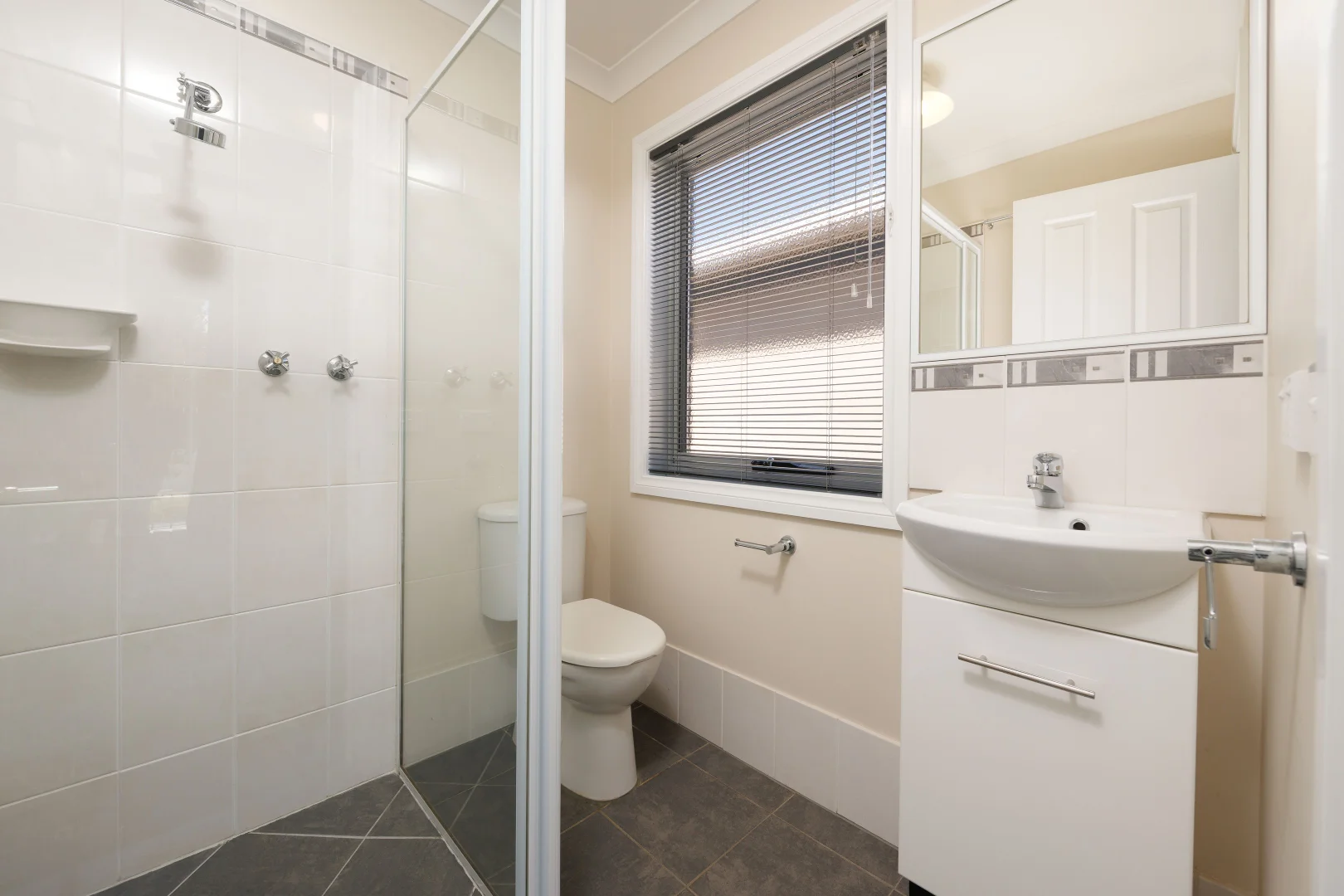 Additional image 7 of 1/9 Thorneycroft Avenue, Wodonga VIC 3690