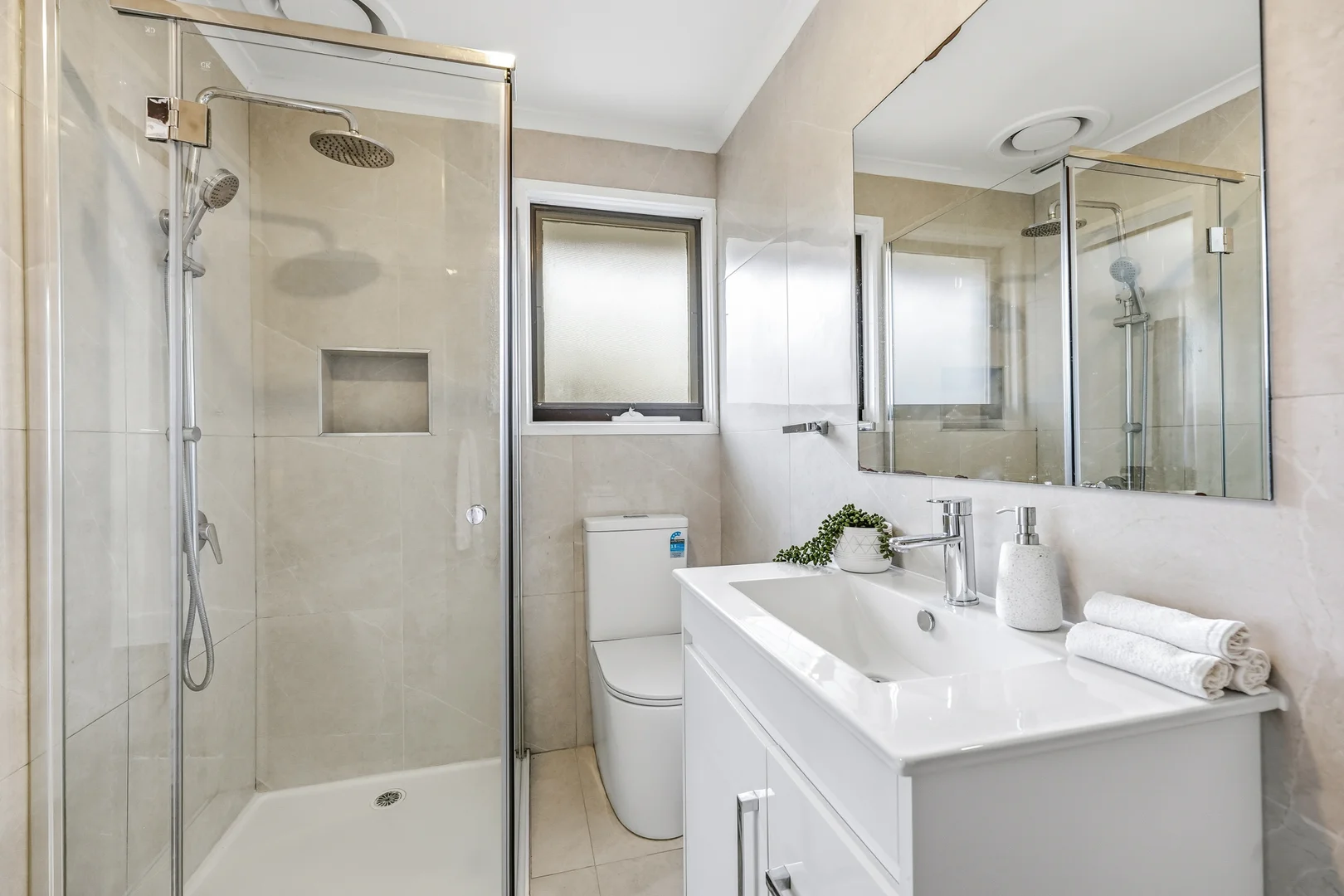 Additional image 10 of 6 Beckington Crescent, Hampton Park VIC 3976