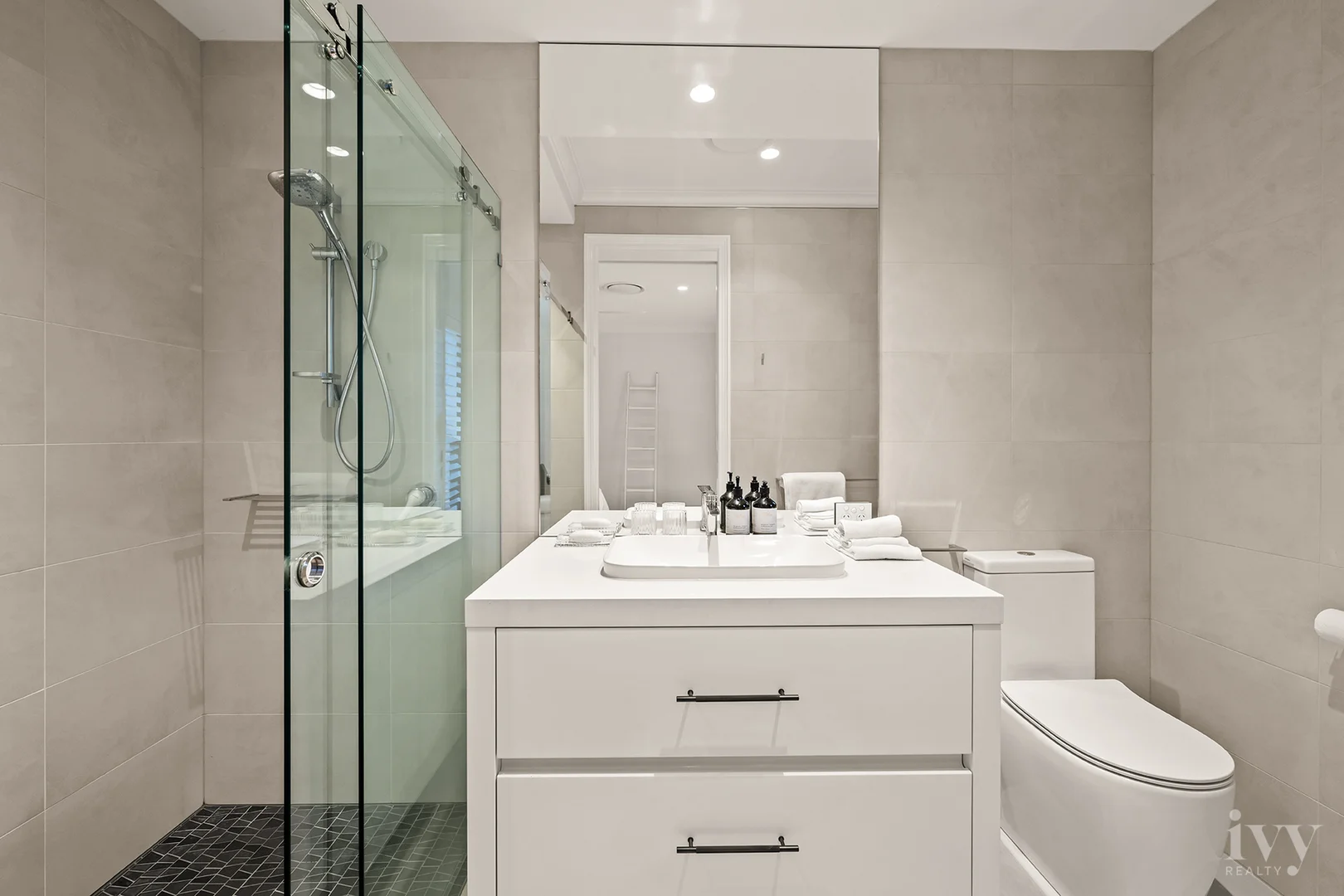 Additional image 33 of 2227-2228 Arnold Palmer Drive, Sanctuary Cove QLD 4212