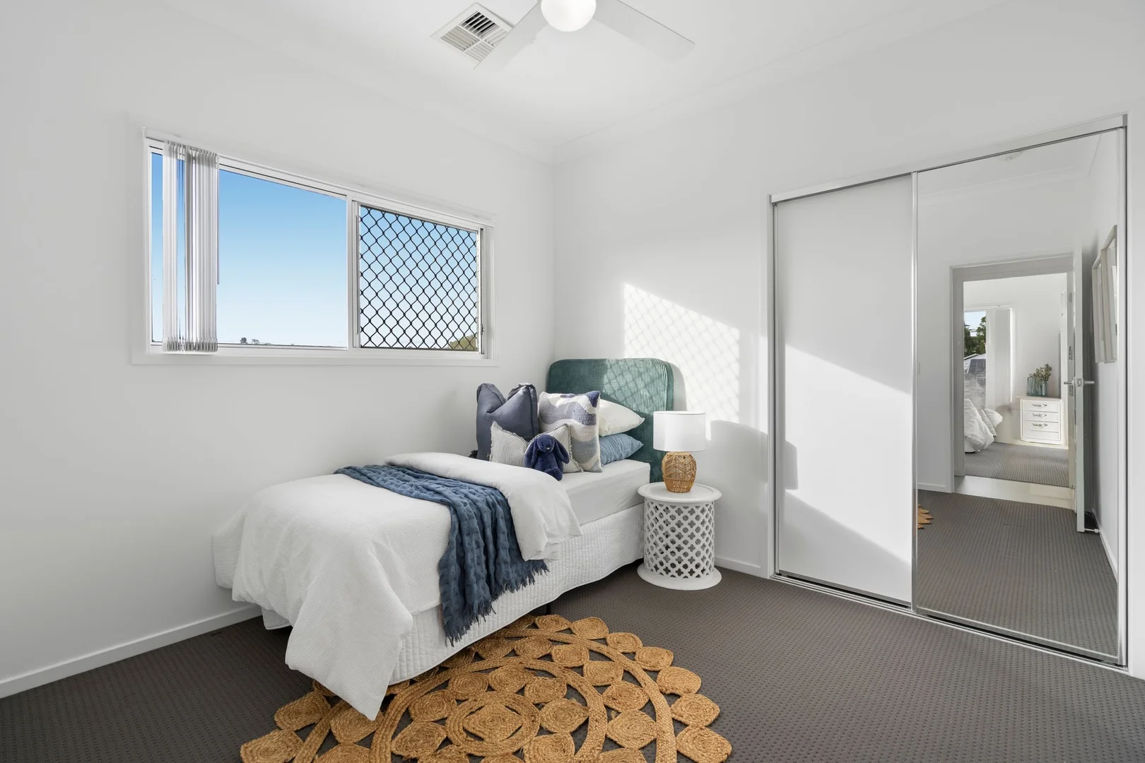 Additional image 12 of 15 Santiago Crescent, Spring Mountain QLD 4300