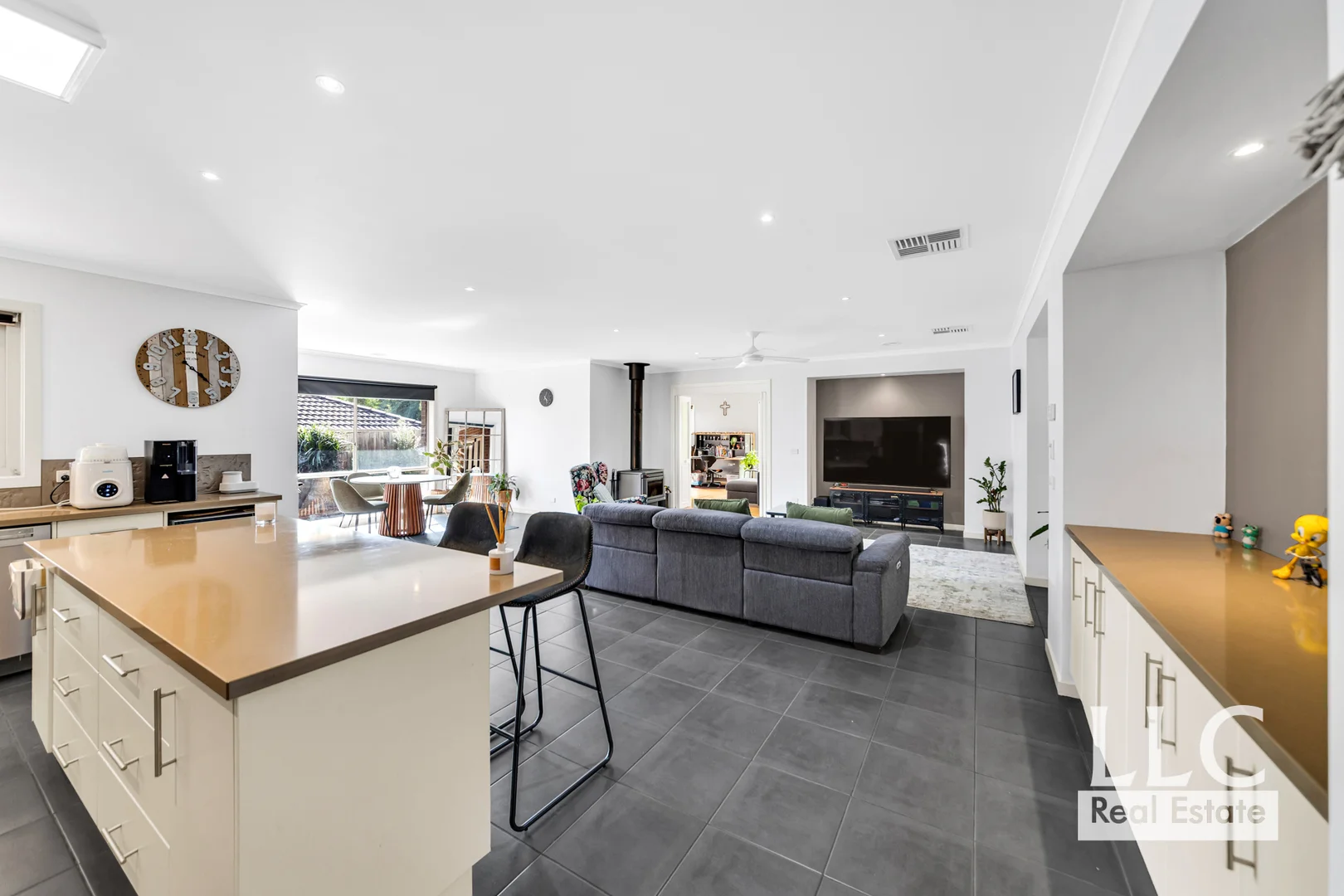 Additional image 9 of 53 Cambridge Drive, Berwick VIC 3806