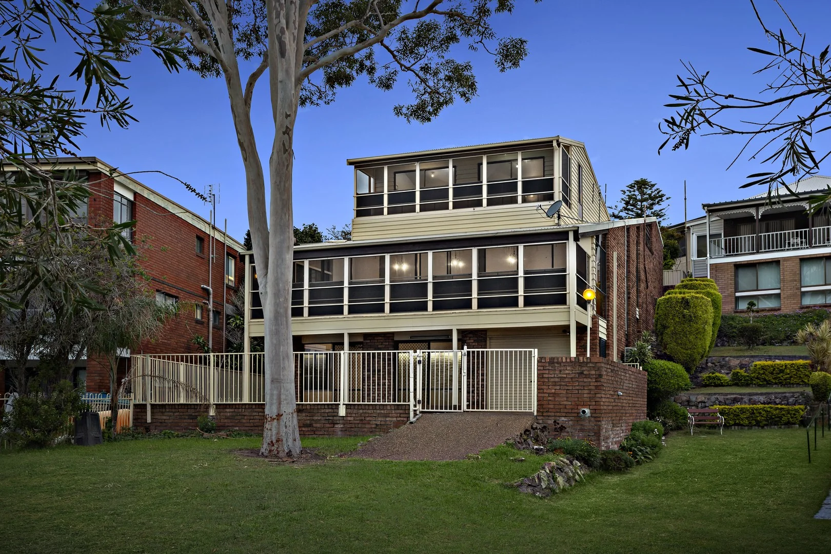 Additional image 2 of 688A Pacific Highway, Belmont NSW 2280