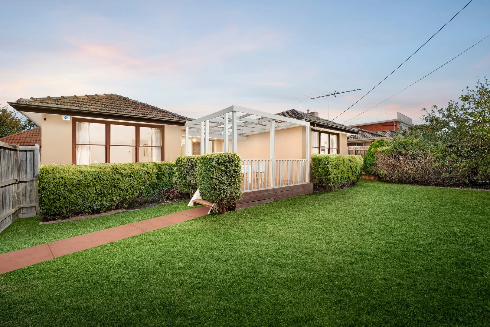 1/4 Lockington Crescent, Dandenong VIC 3175