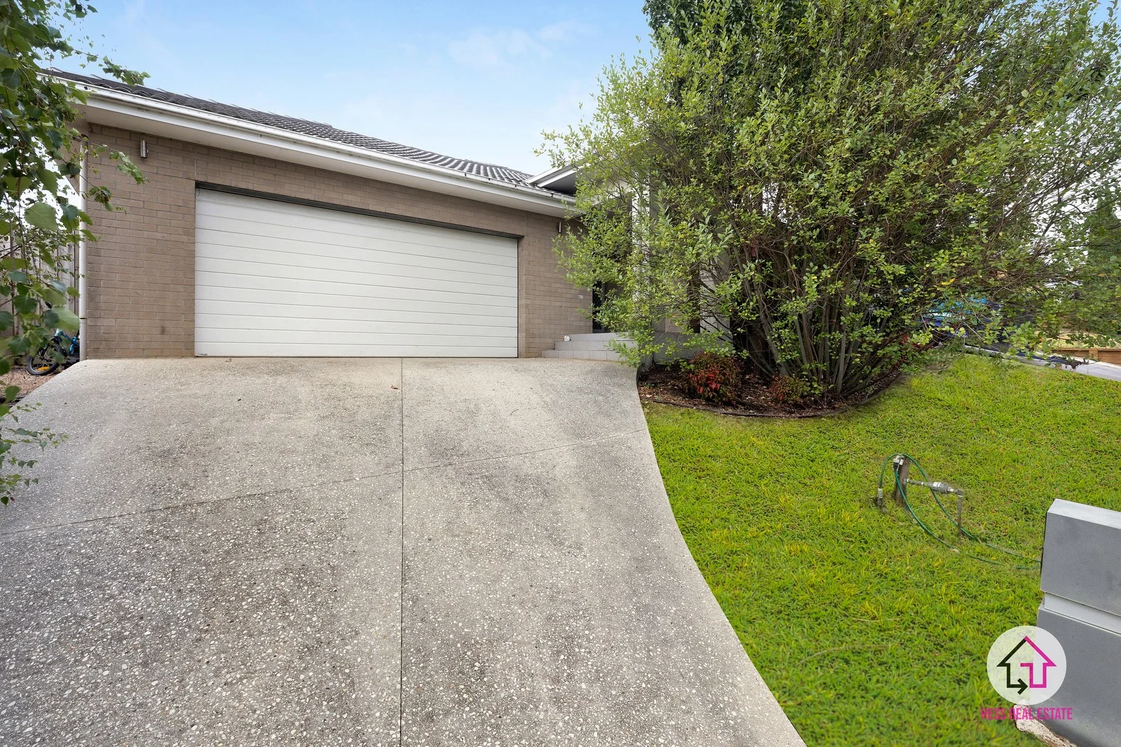 24 Dampiera Ave, Wallan VIC 3756