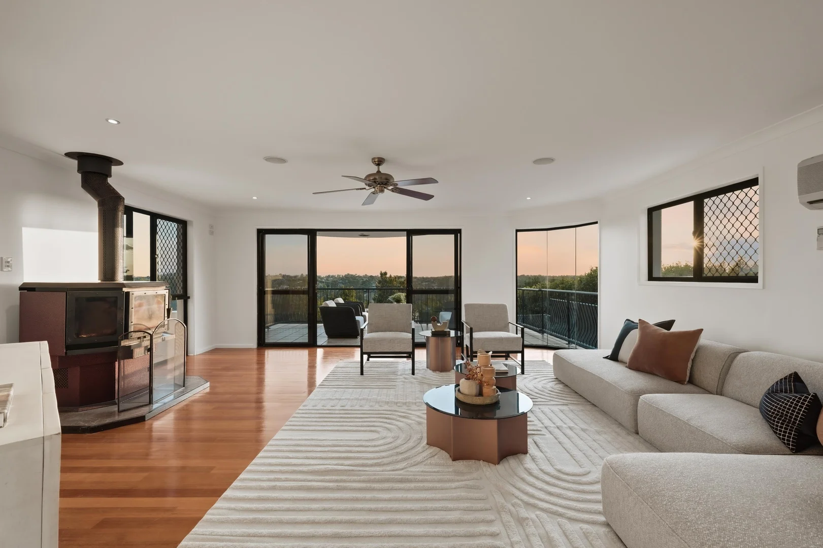 Additional image 8 of 39 Hannah St, Mount Ommaney QLD 4074