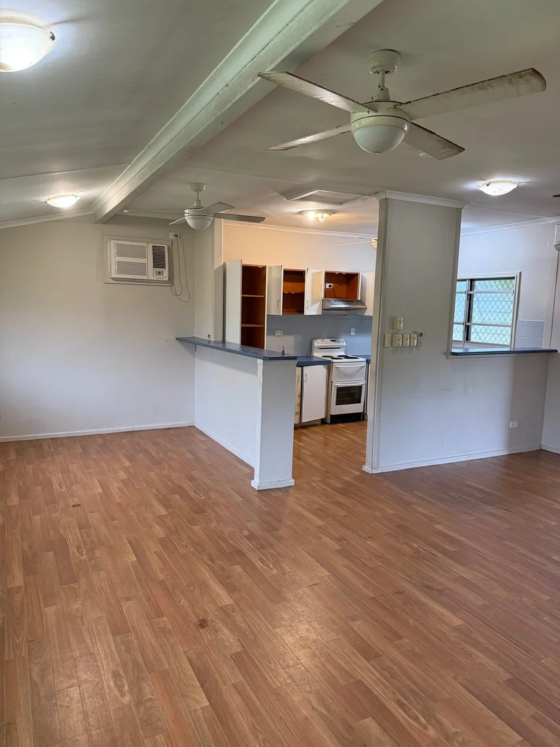 1 Kersley St, Berry Springs NT 0838 photo 3