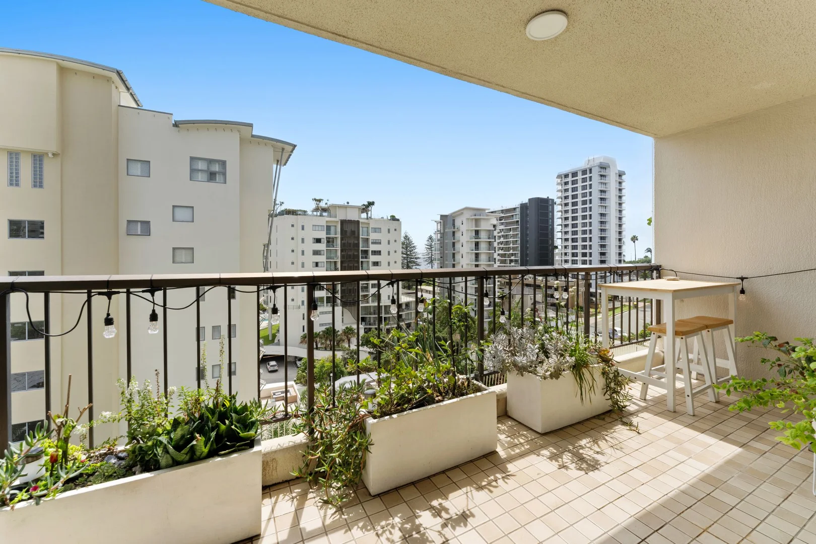 Additional image 10 of 701/255-261 Boundary Street, Rainbow Bay QLD 4225