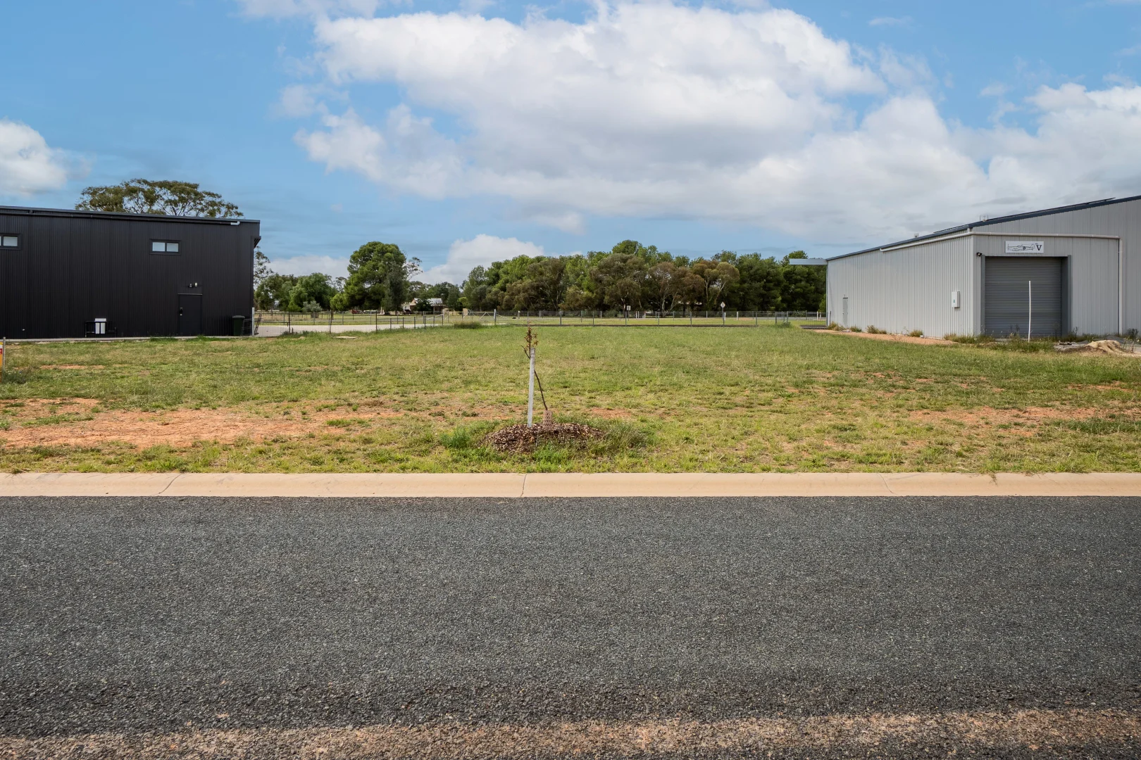 Additional image 7 of 3 Spitfire Drive, Temora NSW 2666