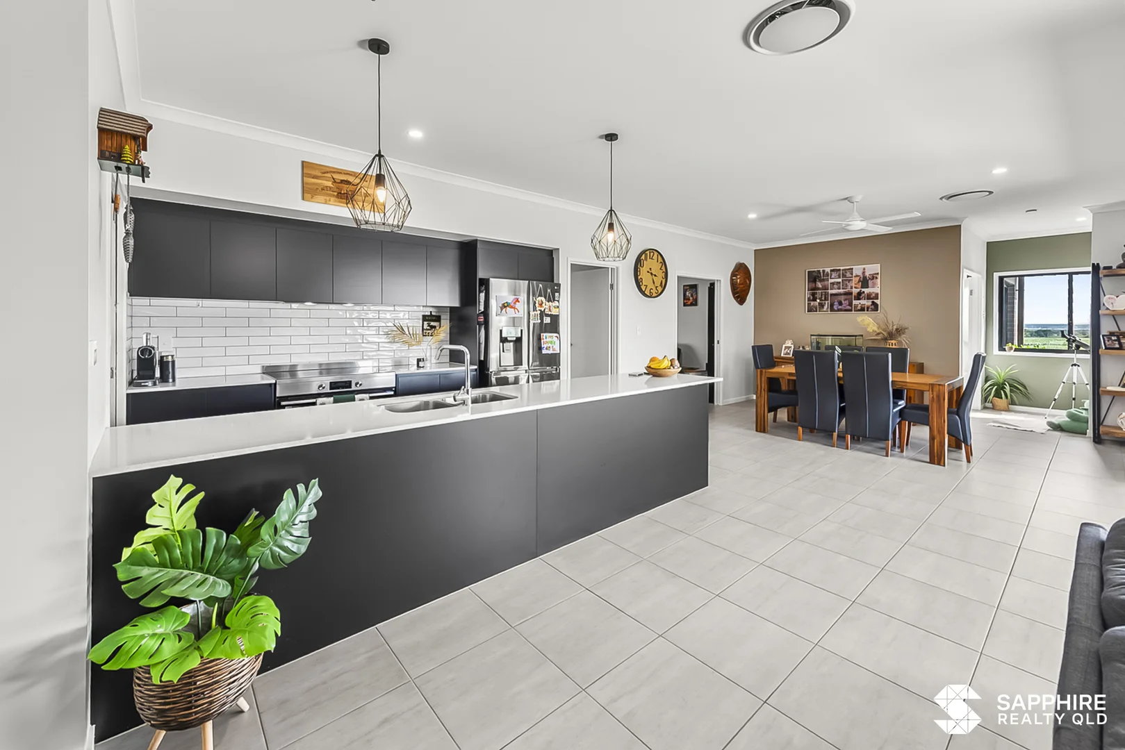 Additional image 8 of 9 Finemore Crescent, Qunaba QLD 4670
