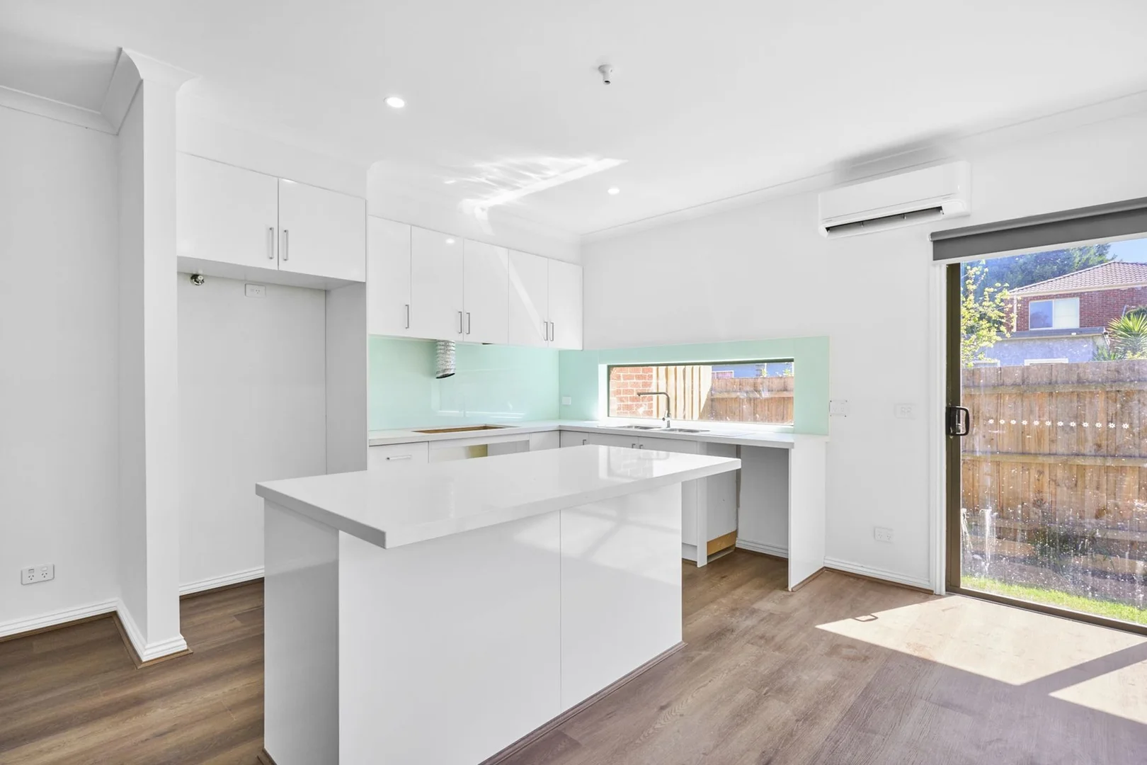 Additional image 3 of 1/408 Scoresby Road, Ferntree Gully VIC 3156