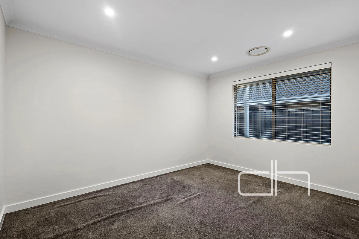 Additional image 32 of 76 Raeside Drive, Landsdale WA 6065