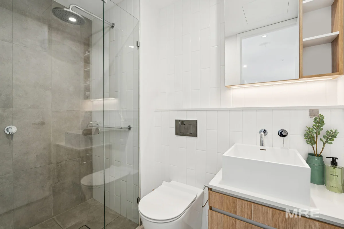Additional image 10 of 604/51-59 Thistlethwaite Street, South Melbourne VIC 3205