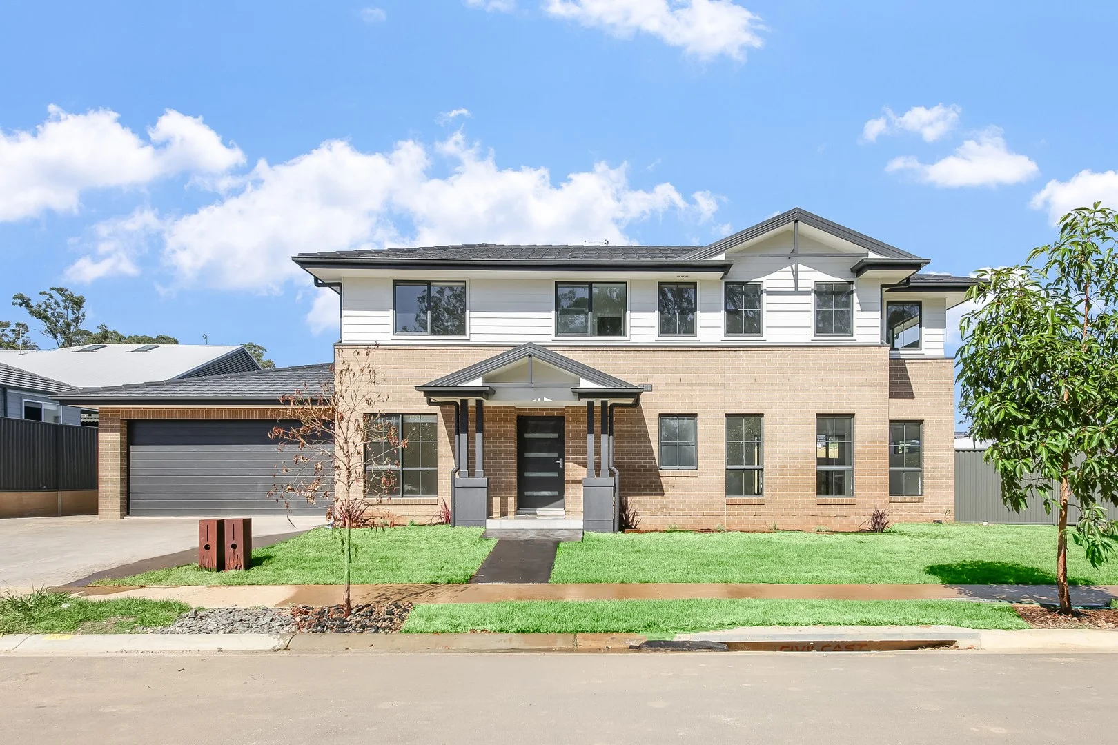 32/32a Burton Drive, Tahmoor NSW 2573
