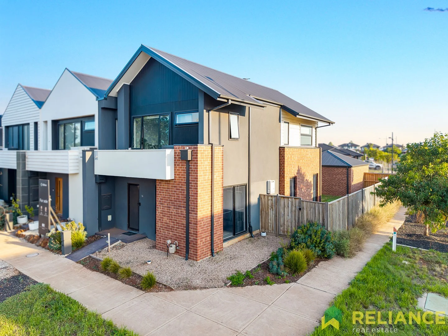 36 Washington Drive, Thornhill Park VIC 3335