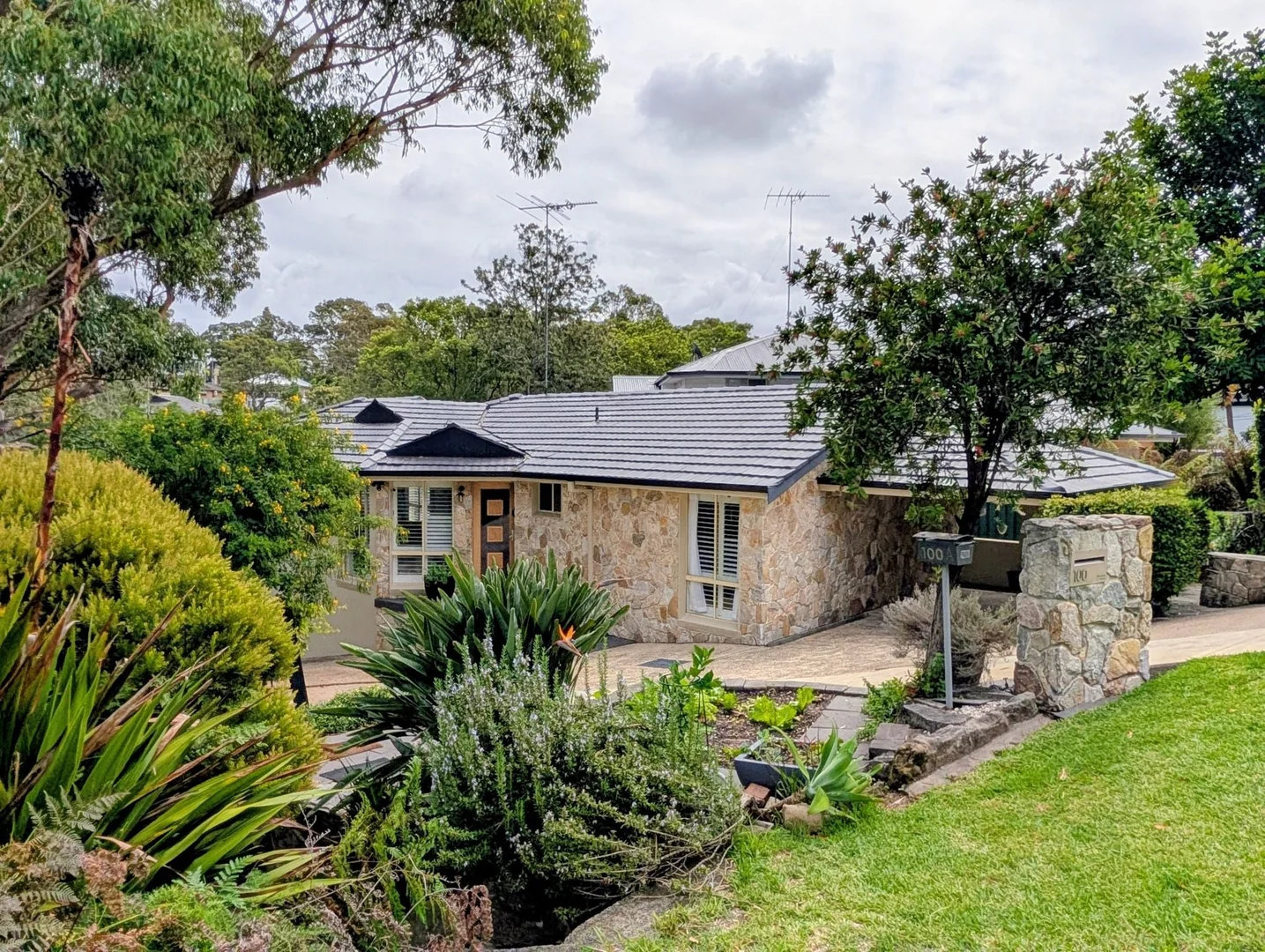 Additional image 2 of 100 Matson Crescent, Miranda NSW 2228