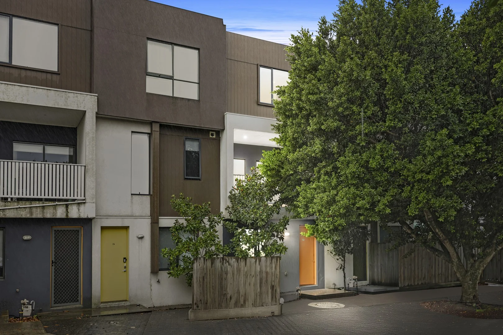 25/11 Troward Harvey Way, Craigieburn VIC 3064