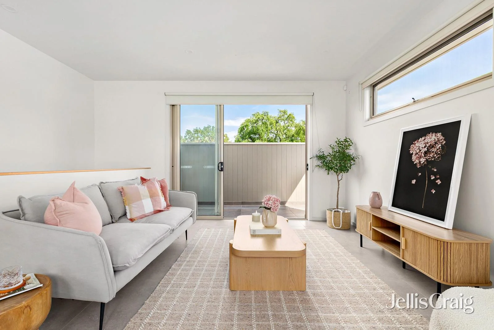 Additional image 2 of 2/5 Donald Avenue, Essendon VIC 3040