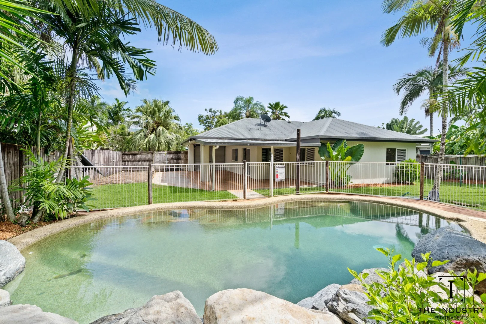 13 Maurice Street, Kewarra Beach QLD 4879