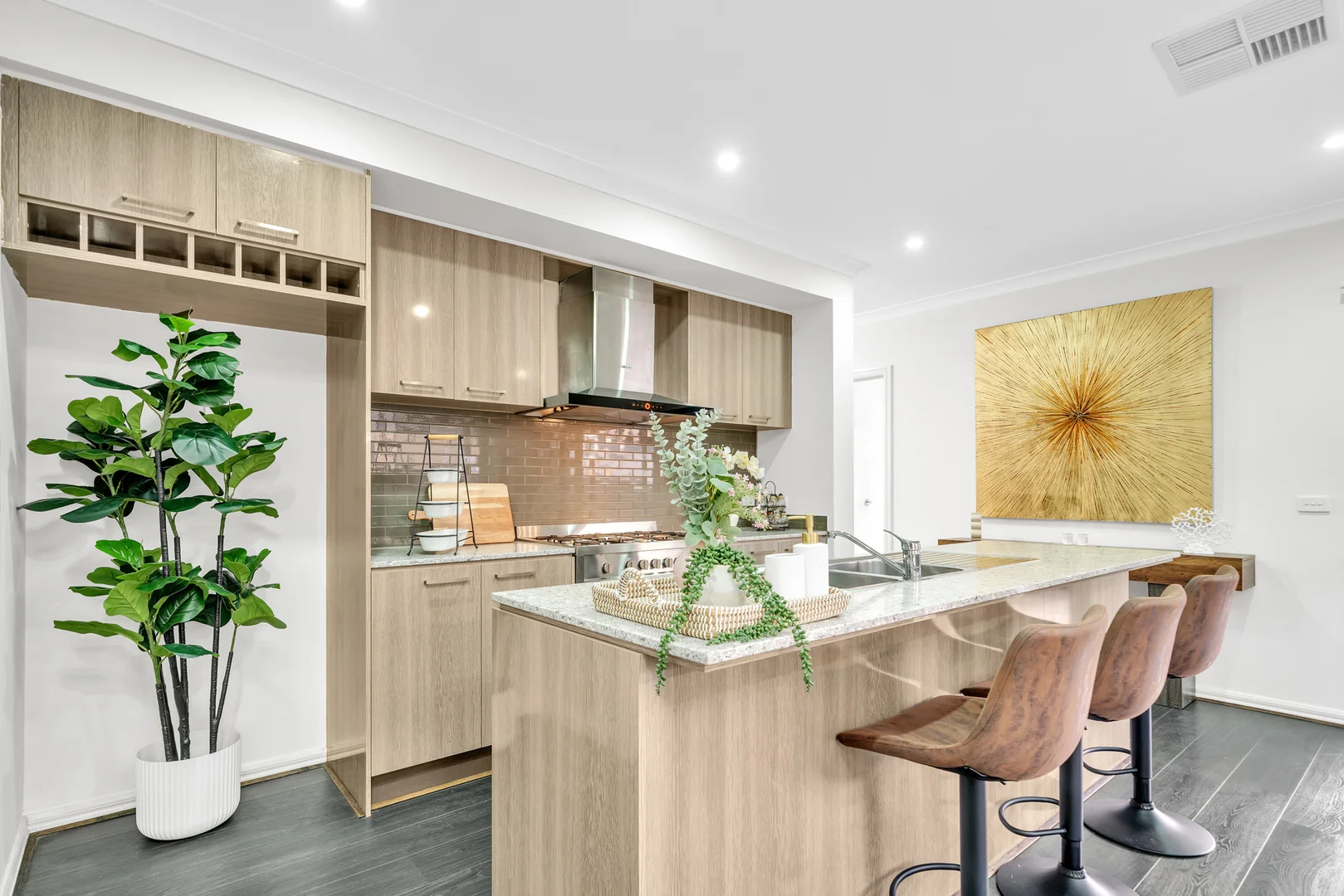 15 Orvalia Road, Manor Lakes VIC 3024 photo 4