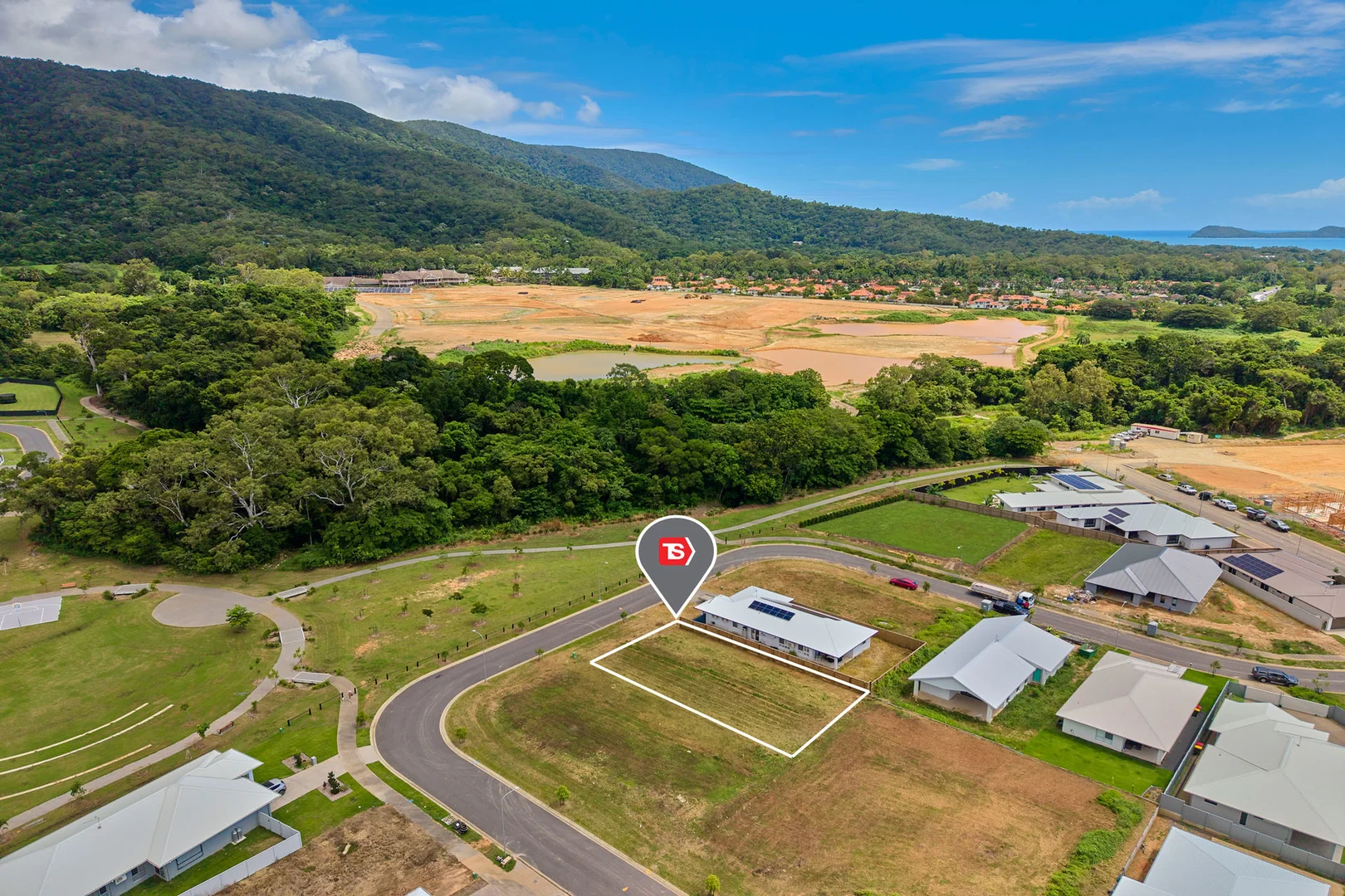 Additional image 3 of 18 Coral Crescent, Kewarra Beach QLD 4879