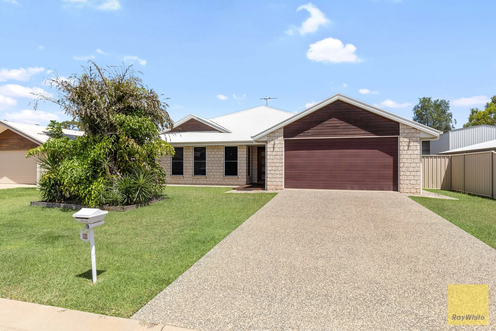 28 Wright Street, Emerald QLD 4720