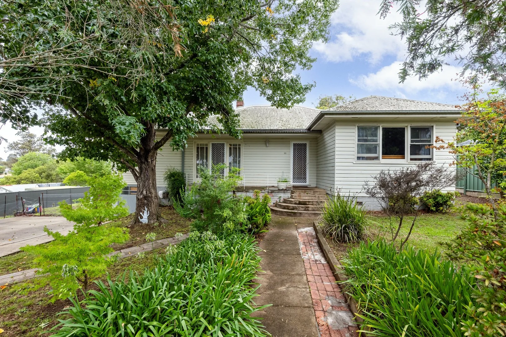 24 Spindler Street, Bega NSW 2550