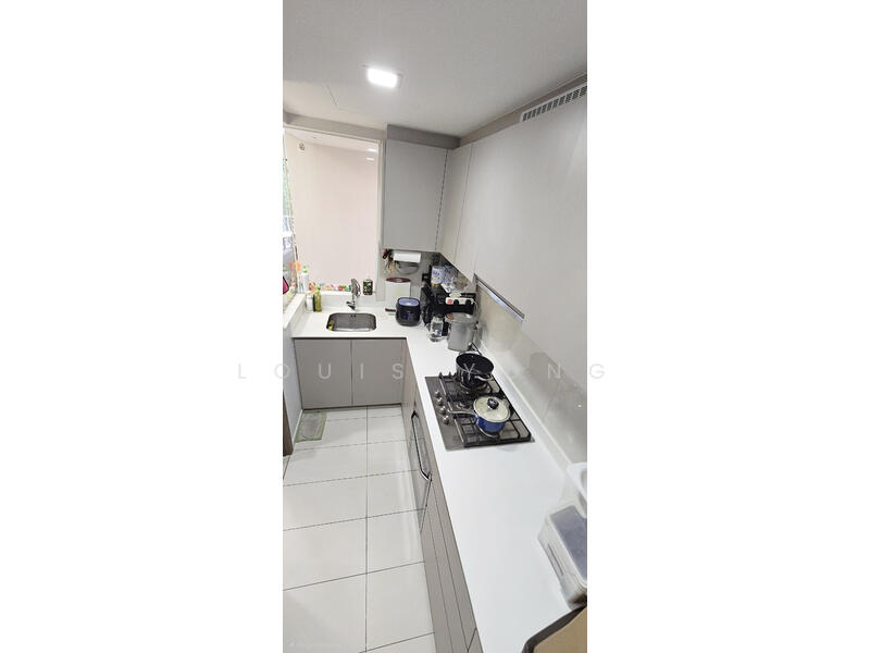174 Canberra Drive photo 3