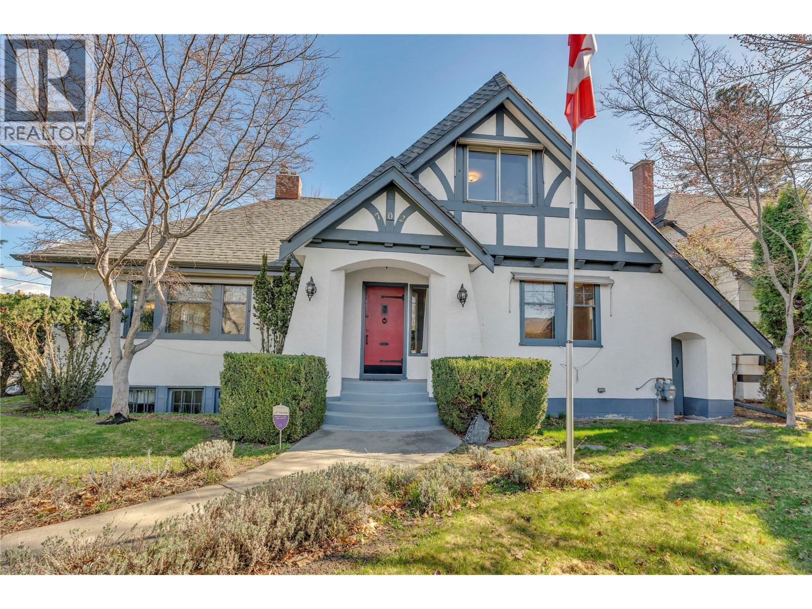 702 Winnipeg Street