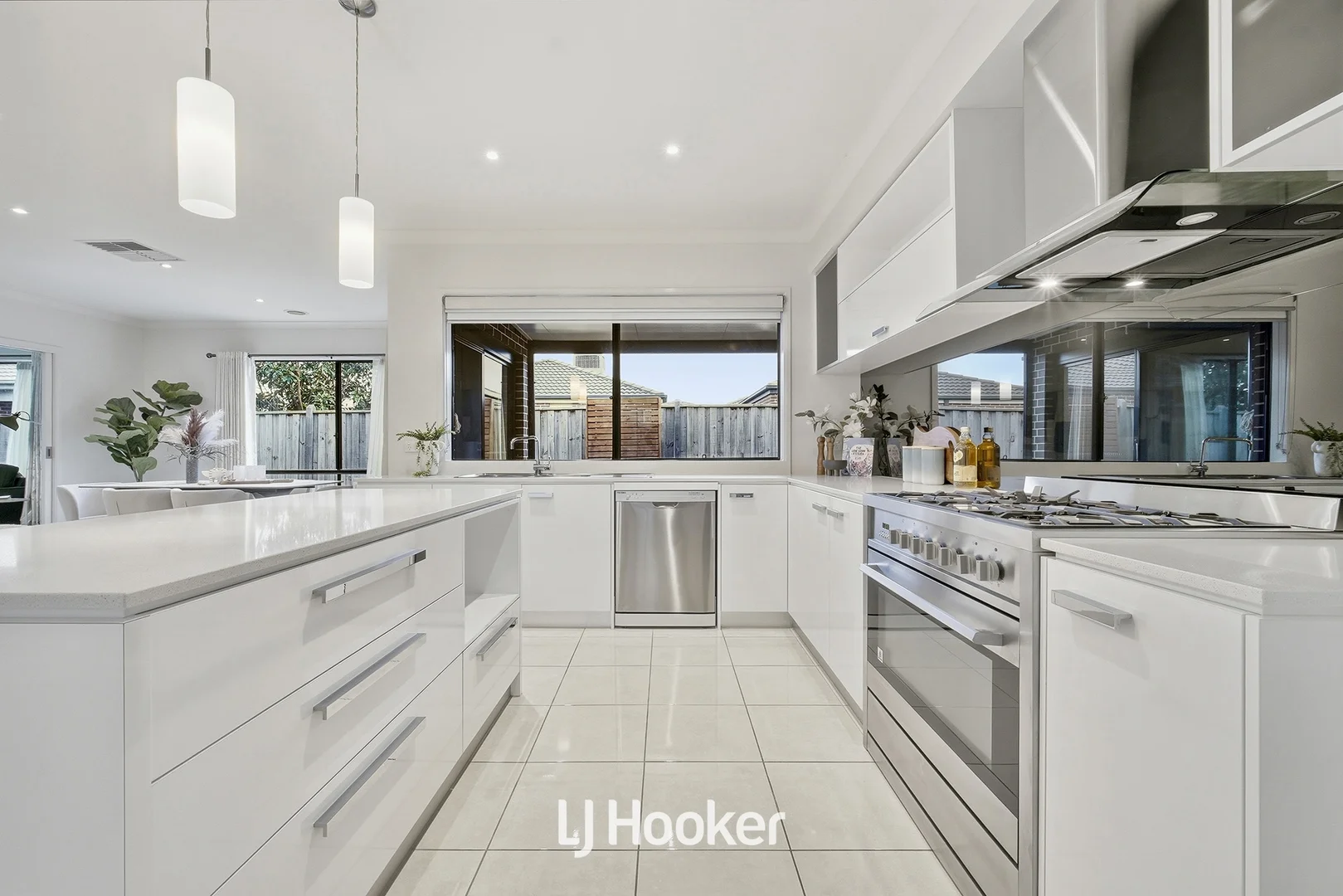 Additional image 12 of 39 Elmtree Crescent, Clyde North VIC 3978