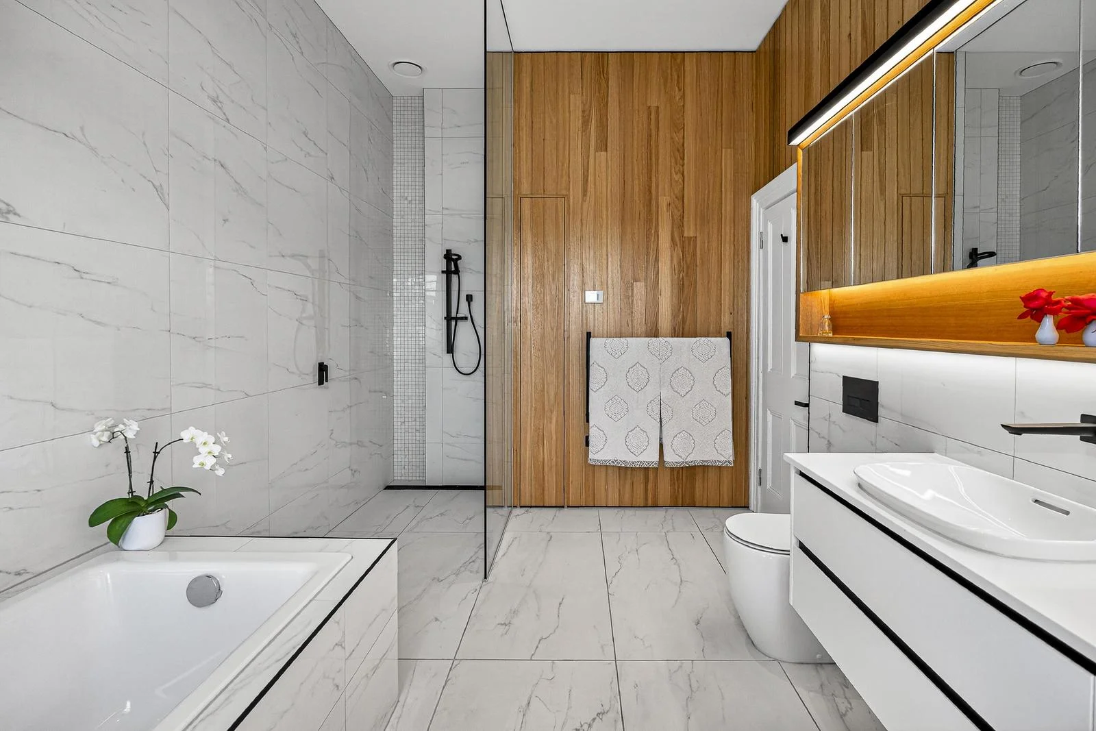 Additional image 33 of 3 Lasswade Avenue, Sandy Bay TAS 7005