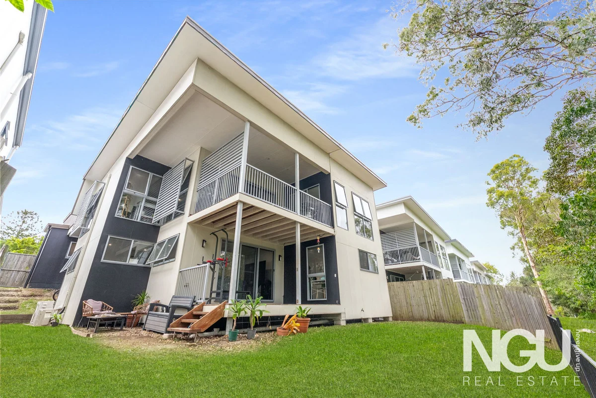 5 Birdie Place, Carbrook QLD 4130