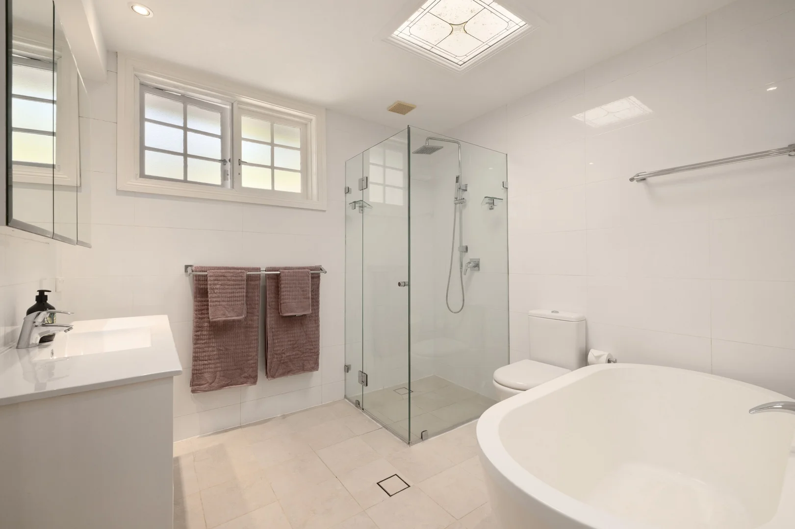 Additional image 13 of 44 Koorangi Avenue, Elanora Heights NSW 2101