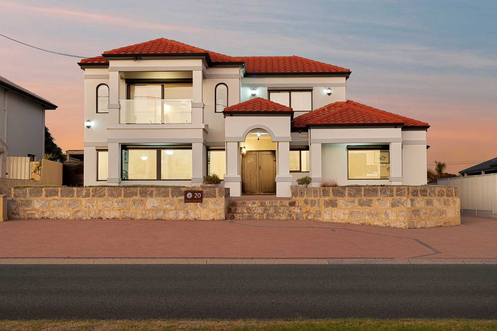 20 Warnbro Beach Road, Safety Bay WA 6169