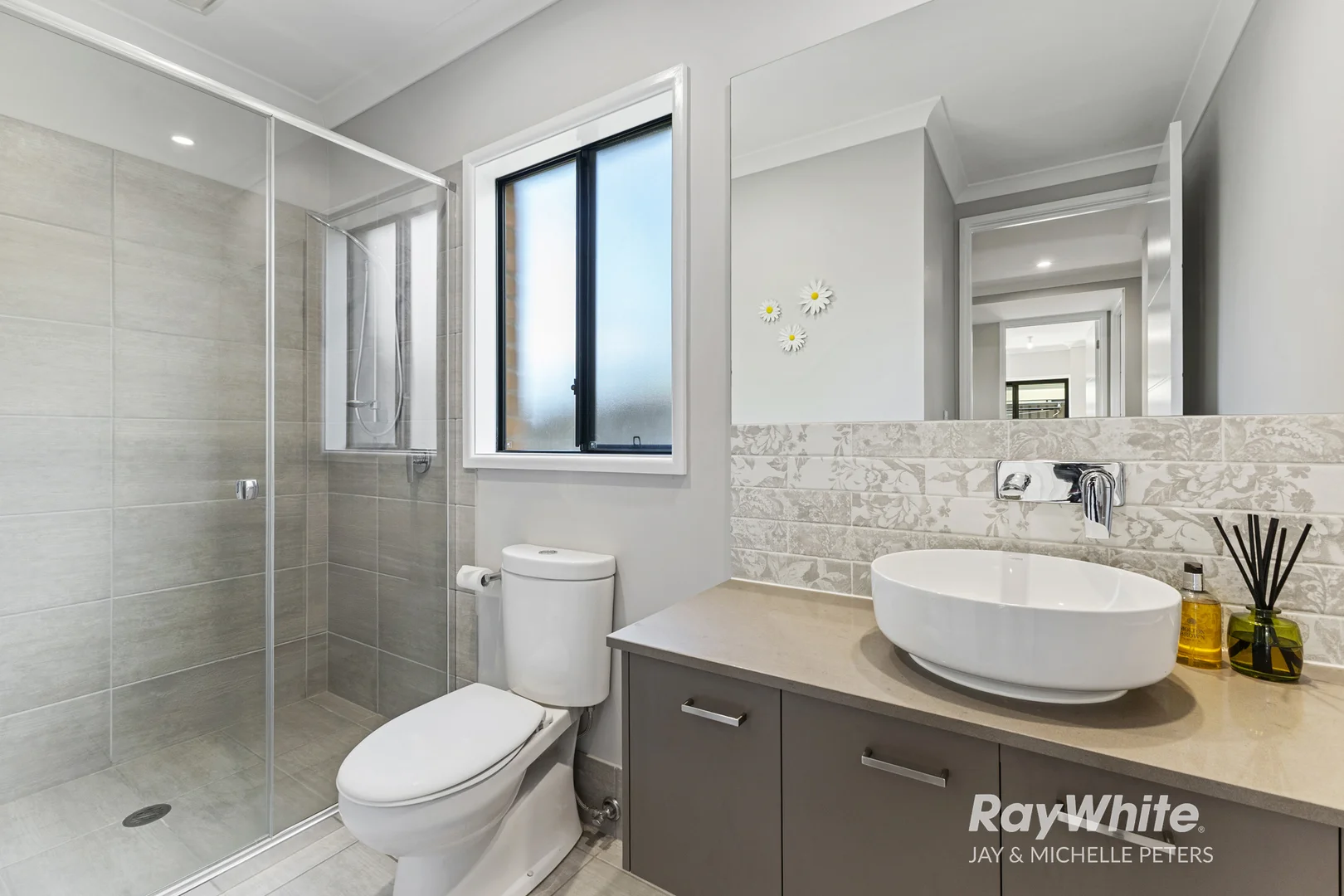 Additional image 27 of 88 Lakeview Promenade, Newport QLD 4020