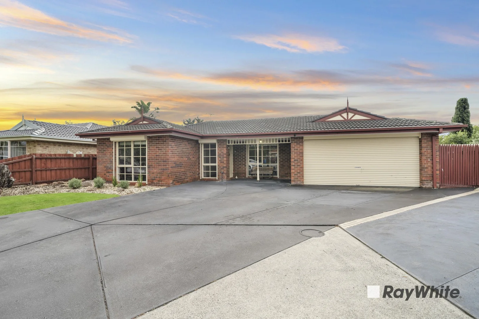 3 Ruffles Close, Narre Warren South VIC 3805