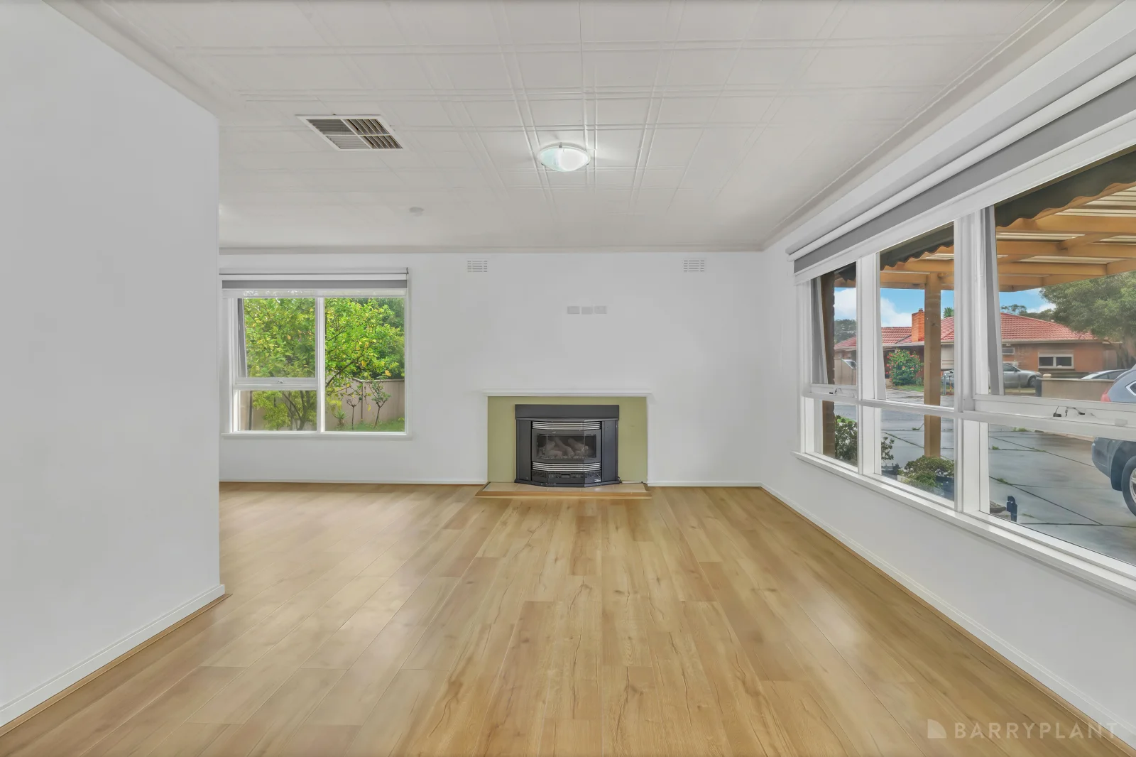 64 Hanleth Avenue, Springvale VIC 3171 photo 3