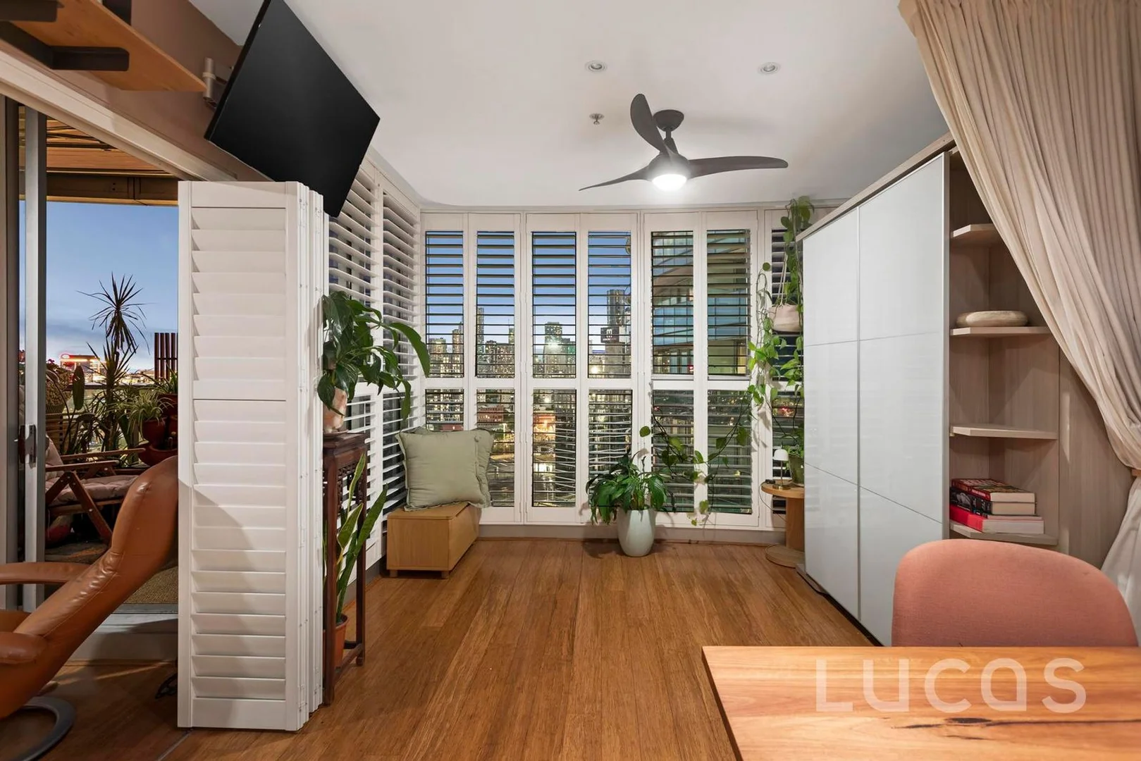 Additional image 6 of 2505/241 Harbour Esplanade, Docklands VIC 3008
