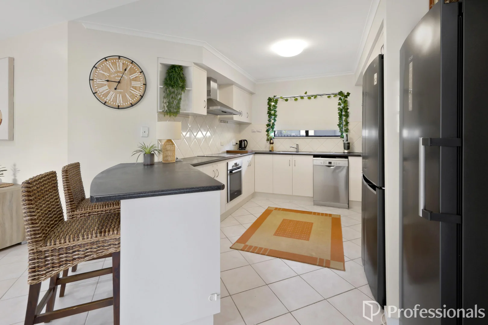 Additional image 4 of 4 Daydream Close, Mount Pleasant QLD 4740