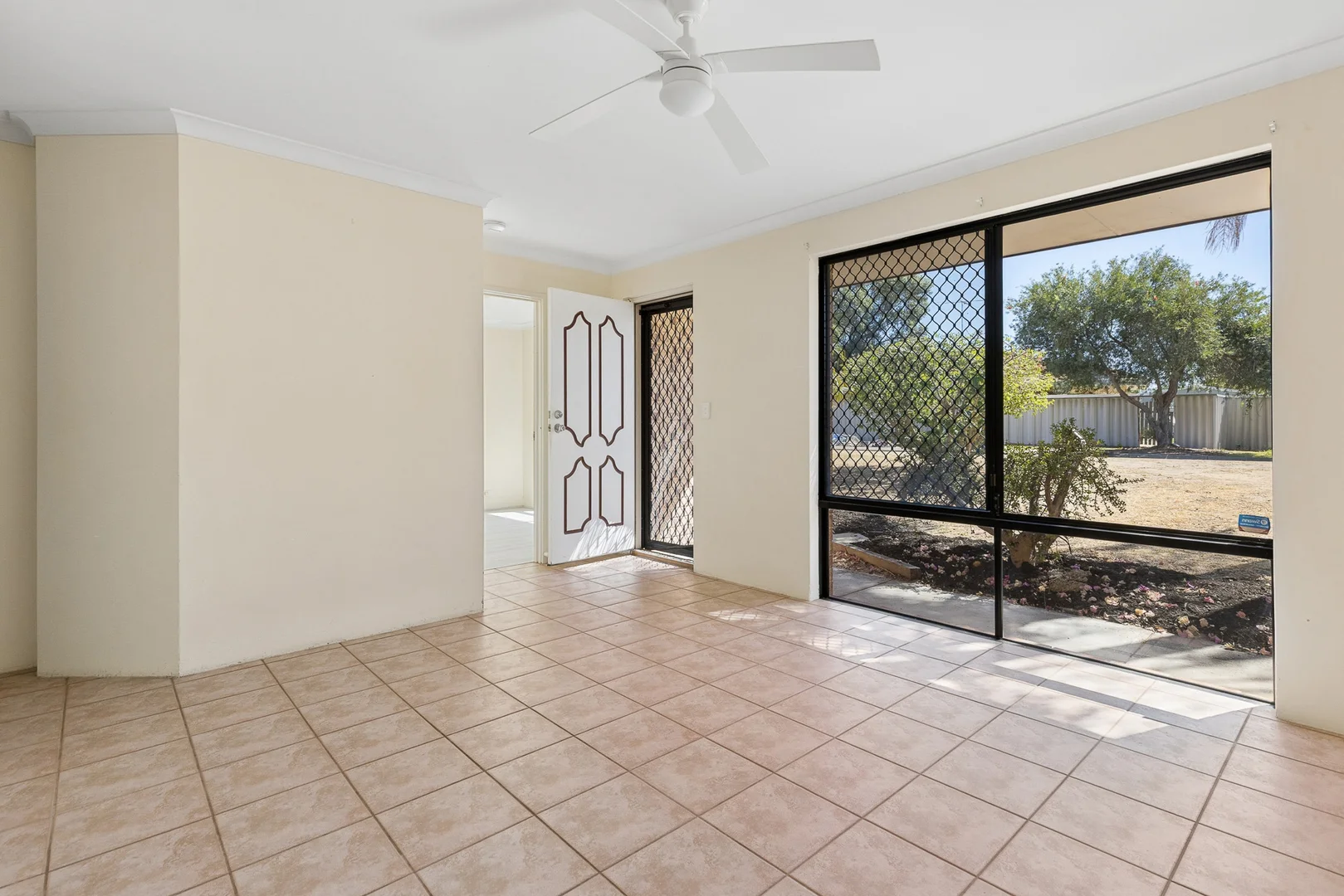 Additional image 3 of 19 Manya Close, Greenfields WA 6210