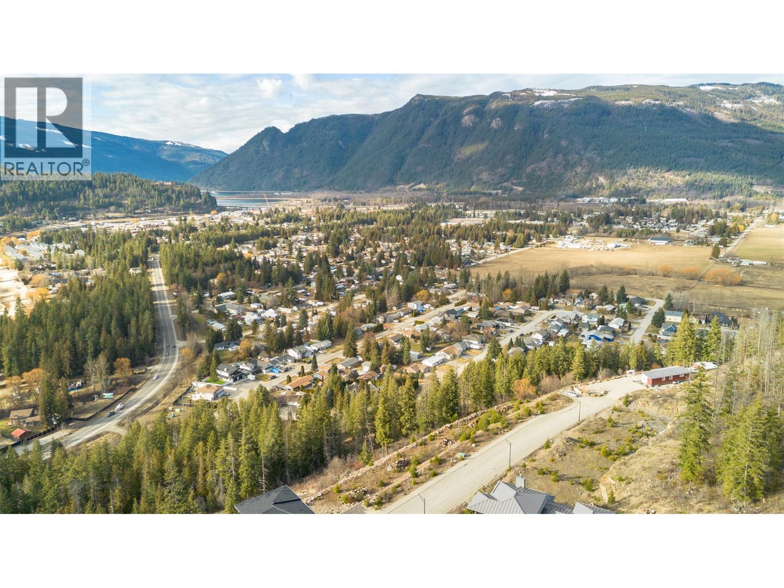 270 Bayview Drive