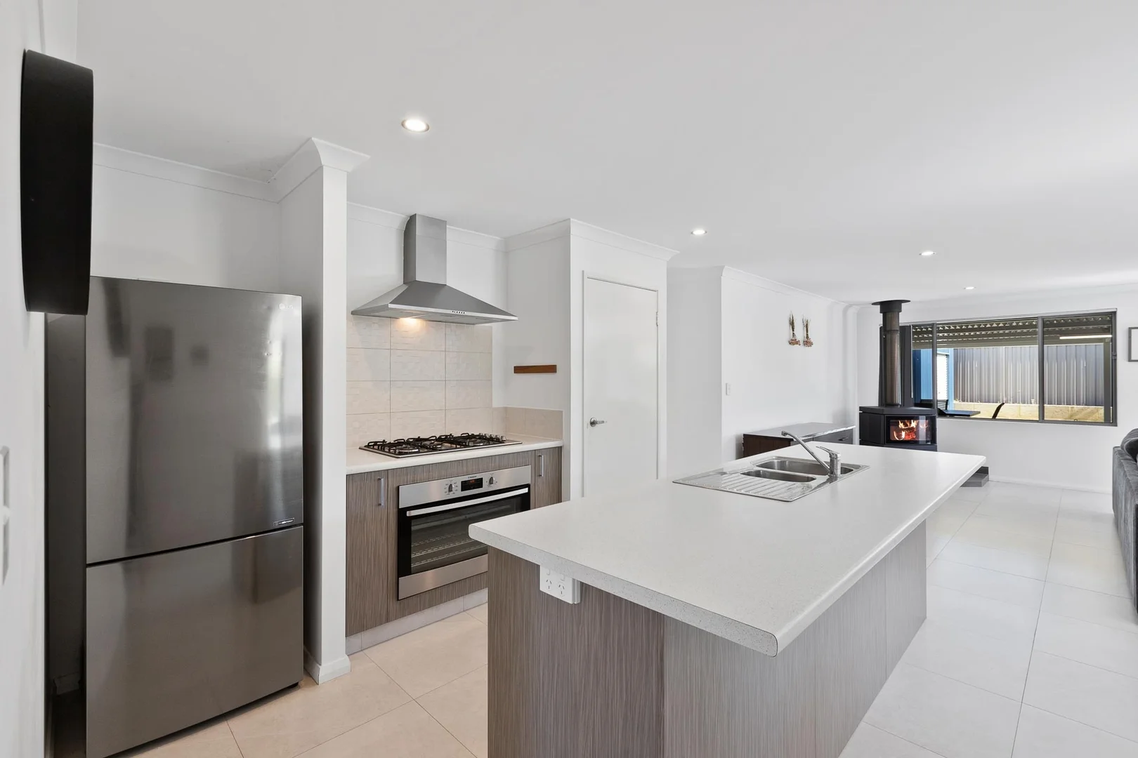 Additional image 12 of 129 Moorpark Avenue, Yanchep WA 6035